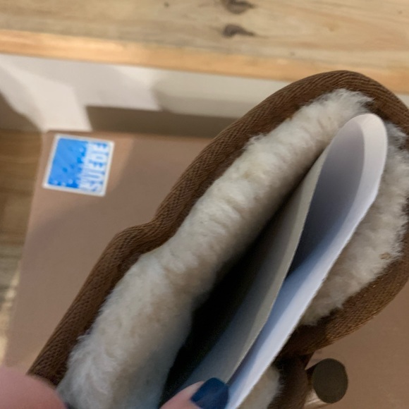 Brown boots - Picture 10 of 10